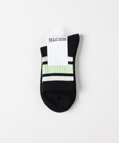 Right-on(ライトオン)の「【BASIC SOCKS】ラインソックス (クルー丈 / リブ編み / バイカラー / スポーティ / プレッピー)(ソックス/靴下・レディース・グリーン/ブラウン/ターコイズブルー/ピンク/ライム・フリー)」の2枚目の写真