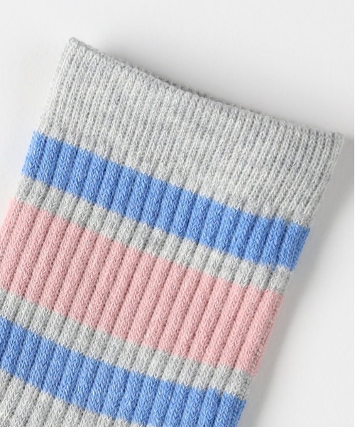Right-on(ライトオン)の「【BASIC SOCKS】ラインソックス (クルー丈 / リブ編み / バイカラー / スポーティ / プレッピー)(ソックス/靴下・レディース・グリーン/ブラウン/ターコイズブルー/ピンク/ライム・フリー)」の14枚目の写真