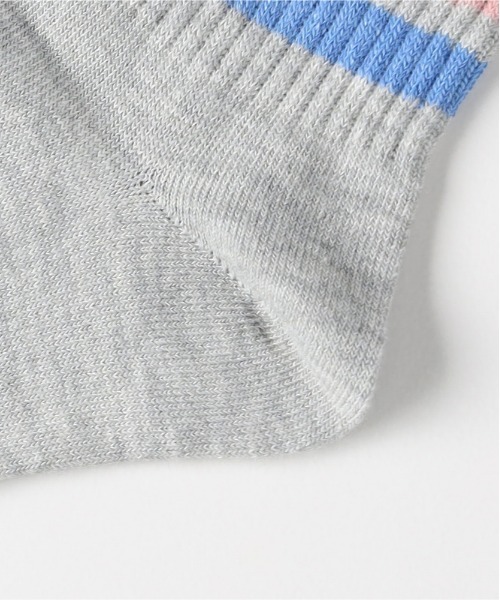Right-on(ライトオン)の「【BASIC SOCKS】ラインソックス (クルー丈 / リブ編み / バイカラー / スポーティ / プレッピー)(ソックス/靴下・レディース・グリーン/ブラウン/ターコイズブルー/ピンク/ライム・フリー)」の15枚目の写真