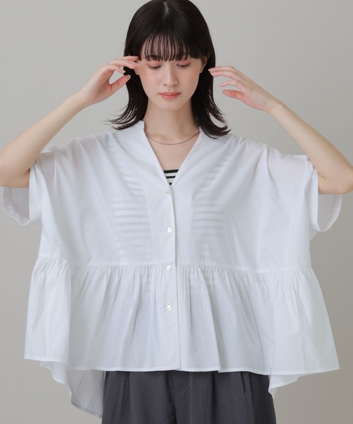 LAKOLE（ラコレ）の「ティアードポンチョブラウス / 671837（シャツ/ブラウス・レディース・イエロー/ネイビー/ブルー/ホワイト・FREE）」の8枚目の写真