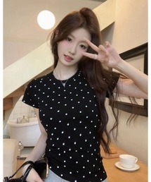 ドット柄半袖Tシャツ　スリムシルエット スタイリッシュで着回し抜群トップス