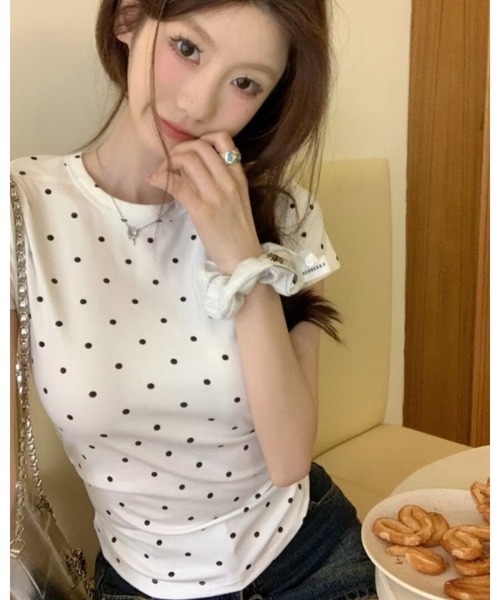 CHEER（チアー）の「ドット柄半袖Tシャツ　スリムシルエット スタイリッシュで着回し抜群トップス（Tシャツ/カットソー・レディース・グレー/ブラック/ホワイト・FREE）」の13枚目の写真
