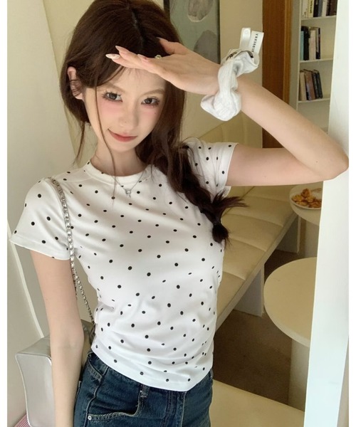 CHEER（チアー）の「ドット柄半袖Tシャツ　スリムシルエット スタイリッシュで着回し抜群トップス（Tシャツ/カットソー・レディース・グレー/ブラック/ホワイト・FREE）」の18枚目の写真