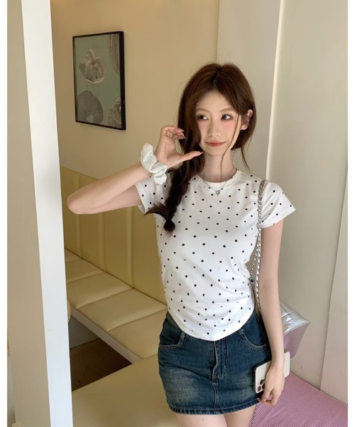 CHEER（チアー）の「ドット柄半袖Tシャツ　スリムシルエット スタイリッシュで着回し抜群トップス（Tシャツ/カットソー・レディース・グレー/ブラック/ホワイト・FREE）」の19枚目の写真