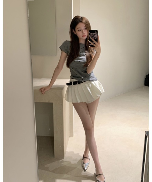 CHEER（チアー）の「ドット柄半袖Tシャツ　スリムシルエット スタイリッシュで着回し抜群トップス（Tシャツ/カットソー・レディース・グレー/ブラック/ホワイト・FREE）」の9枚目の写真