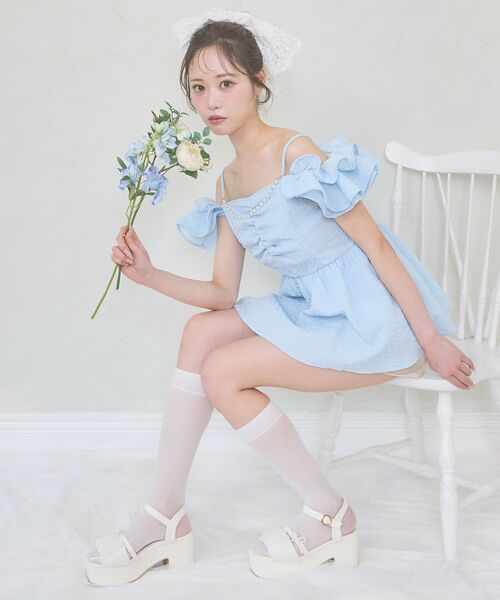 MAJESTIC LEGON(マジェスティックレゴン)の「シュシュスリーブペプラムブラウス(シャツ/ブラウス・レディース・ブルー/ブラック/アイボリー・MEDIUM)」の18枚目の写真