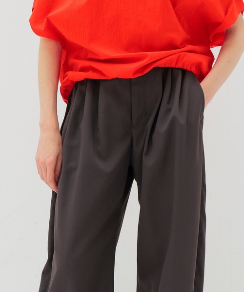 DRESSLAVE(ドレスレイブ)の「chino 3tuck trousers(チノ3タックトラウザーズ)(チノパンツ・レディース・ブラウン/ベージュ・36/38)」の9枚目の写真
