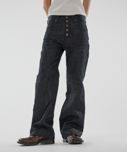 WISH FOR EVER(ウィッシュフォーエバー)の「ASSORT SEMIFLARE LINES DENIM PANTS/アソートセミフレアラインデニムパンツ(デニムパンツ・メンズ・インディゴブルー/ブラック・SMALL/MEDIUM/LARGE)」の2枚目の写真