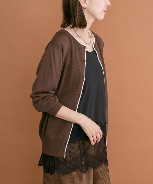ITEMS URBANRESEARCH(アイテムズ アーバンリサーチ)の「リネン混ラインニットカーディガン(カーディガン/ボレロ・レディース・ブラウン/ライトブルー/ホワイト・FREE)」の2枚目の写真