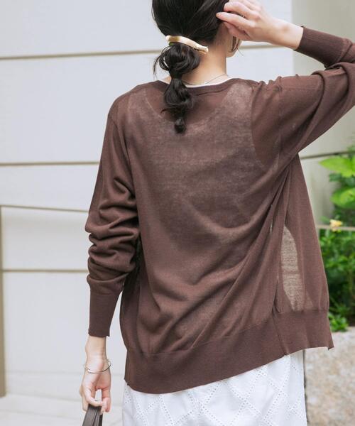 ITEMS URBANRESEARCH(アイテムズ アーバンリサーチ)の「リネン混ラインニットカーディガン(カーディガン/ボレロ・レディース・ブラウン/ライトブルー/ホワイト・FREE)」の4枚目の写真
