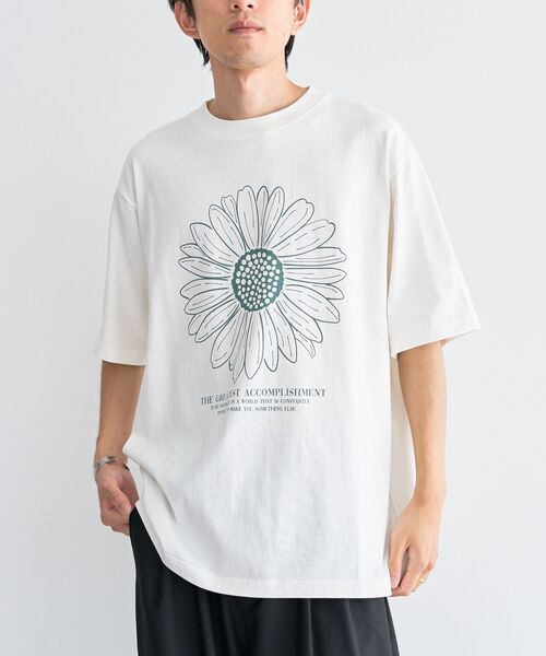 CRAFT STANDARD BOUTIQUE(クラフトスタンダードブティック)の「フラワープリントグラフィックTシャツ(Tシャツ/カットソー・メンズ・B/A/C/D・L/M)」の2枚目の写真