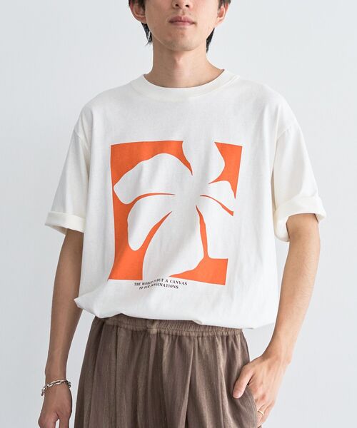 CRAFT STANDARD BOUTIQUE(クラフトスタンダードブティック)の「フラワープリントグラフィックTシャツ(Tシャツ/カットソー・メンズ・B/A/C/D・L/M)」の1枚目の写真