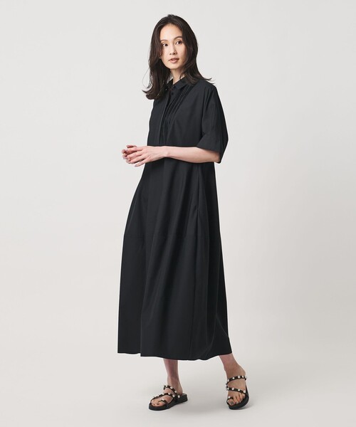 UNITED ARROWS(ユナイテッドアローズ)の「タック シャツ ワンピース(ワンピース・レディース・ブラック/その他1/ベージュ・36/38)」の6枚目の写真