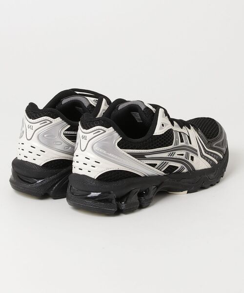 ASICS(アシックス)の「GEL-KAYANO 14 / ゲルカヤノ 14(スニーカー・メンズ・ブラック×ホワイト・24.5/30.5/24/26/25/23.5/23/27.5/27/28/26.5/28.5/29.5/25.5/22.5/29)」の22枚目の写真