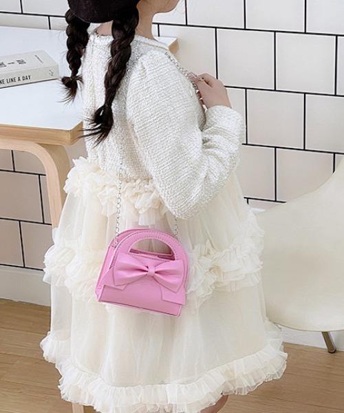 aimoha(アイモハ)の「【aimoha KIDS】リボンモチーフミニミニショルダーバッグ(ショルダーバッグ・キッズ・ピンク/ブラック/シルバー・FREE)」の4枚目の写真