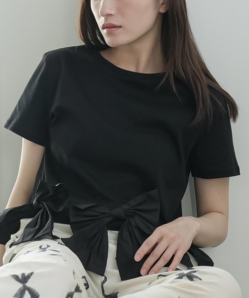 mili an deni(ミリアンデニ)の「裾リボンヘムTシャツ(Tシャツ/カットソー・レディース・ブラック/オフホワイト・M)」の13枚目の写真