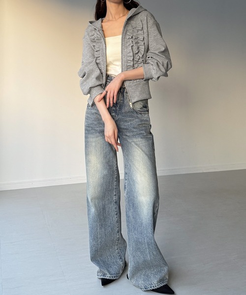 junoah（ジュノア）の「ポンチフリルショートパーカー（パーカー・レディース・アイボリー/ブラック/杢グレー・LARGE/SMALL/MEDIUM）」の7枚目の写真