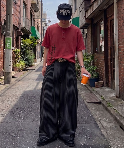 SPINNS(スピンズ)の「ヘンリーネックサーマル半袖Tシャツ/ウィング/バックプリント(Tシャツ/カットソー・メンズ・アイボリー/カモフラージュ/ブラック系その他/レッド系その他・ONESIZE)」の22枚目の写真