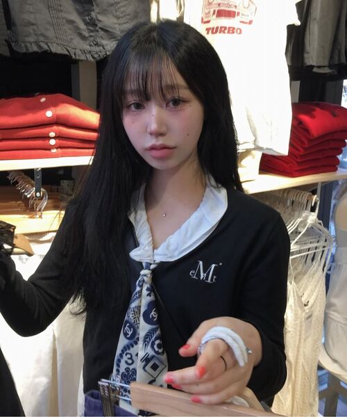 MUCENT（ムセント）の「ニアソフトVネックカーディガン (3カラー)（カーディガン/ボレロ・レディース・ブラック/ベージュ/グレー・FREE）」の16枚目の写真