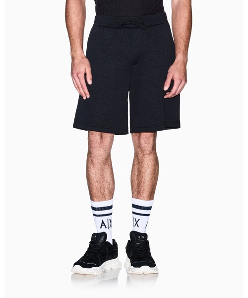 ARMANI EXCHANGE(アルマーニエクスチェンジ)の「【A|X アルマーニ エクスチェンジ】オールオーバーロゴ スウェットショーツ(スウェットパンツ・メンズ・ブラック・MEDIUM/LARGE/X-LARGE/SMALL/X-SMALL)」の1枚目の写真