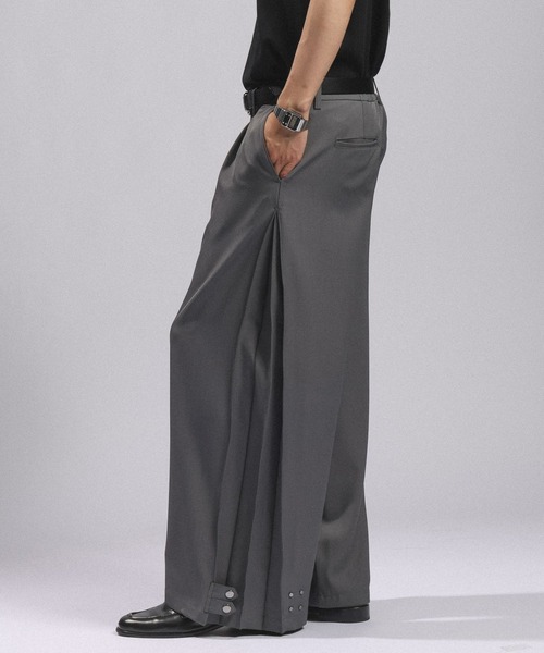 RAGEBLUE(レイジブルー)の「SIDE PLEATED WIDE STRAIGHT PANTS/サイドプリーツワイドストレートスラックス(スラックス・メンズ・ブラック/グレー系その他・LARGE/MEDIUM)」の13枚目の写真