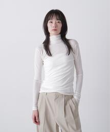 YLEVE（イレーヴ）の「YLEVE   SHEER HIGH-TWIST RIB JERSEY TURTLENECK PULLOVER（Tシャツ/カットソー）」