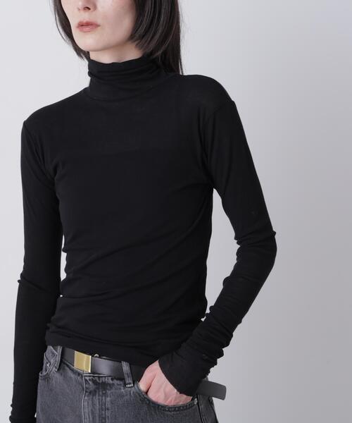 YLEVE（イレーヴ）の「YLEVE / SHEER HIGH-TWIST RIB JERSEY TURTLENECK PULLOVER（Tシャツ/カットソー・レディース・ホワイト/ブラック・1）」の7枚目の写真
