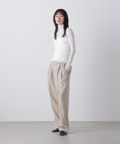 YLEVE（イレーヴ）の「YLEVE / SHEER HIGH-TWIST RIB JERSEY TURTLENECK PULLOVER（Tシャツ/カットソー・レディース・ホワイト/ブラック・1）」の4枚目の写真
