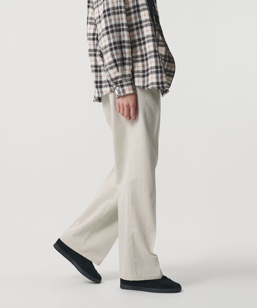 BEN DAVIS(ベンデイビス)の「<BEN DAVIS × BEAUTY&YOUTH>ウォッシュド チノ パンツ(チノパンツ・メンズ・オフホワイト/ブラック/モカ・34inch/32inch/30inch)」の9枚目の写真