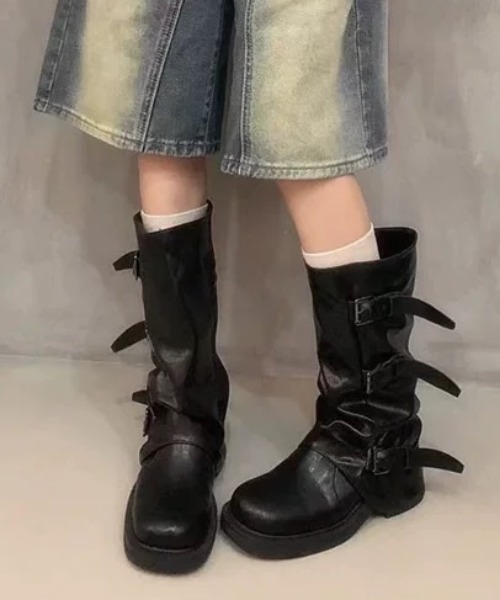 Vipoa（ヴィポア）の「Belted cover middle boots（ブーツ・レディース・ブラウン/ブラック・SMALL/MEDIUM/LARGE）」の15枚目の写真