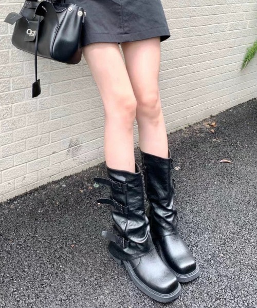 Vipoa（ヴィポア）の「Belted cover middle boots（ブーツ・レディース・ブラウン/ブラック・SMALL/MEDIUM/LARGE）」の8枚目の写真