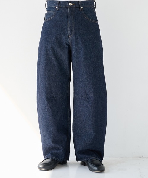 STUDIOUS(ステュディオス)の「【STUDIOUS】Barrel Denim pants(デニムパンツ・メンズ・ネイビー/ブルー・1/2/3)」の2枚目の写真
