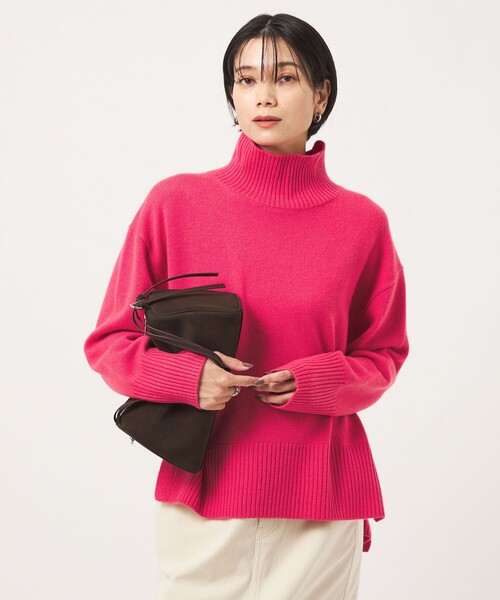green label relaxing（グリーンレーベルリラクシング）の「［size SHORTあり］SERENITY ハイネック プルオーバー ニット（ニット/セーター・レディース・モカ/ナチュラル/ピンク/ダークグレー/ダークブラウン/ブラック・FREE/SHORT）」の6枚目の写真