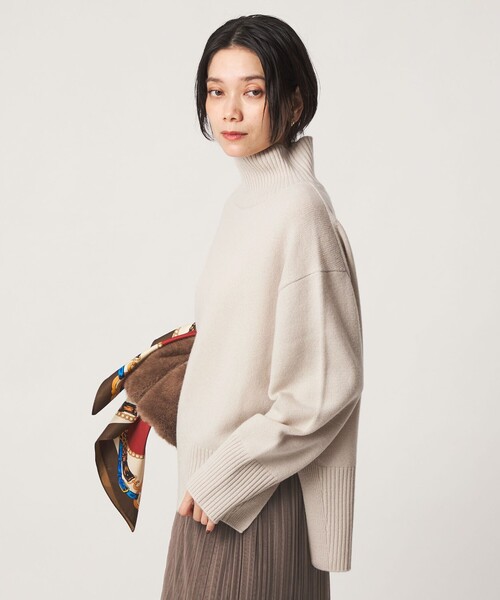 green label relaxing（グリーンレーベルリラクシング）の「［size SHORTあり］SERENITY ハイネック プルオーバー ニット（ニット/セーター・レディース・モカ/ナチュラル/ピンク/ダークグレー/ダークブラウン/ブラック・FREE/SHORT）」の7枚目の写真
