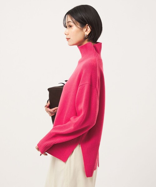 green label relaxing（グリーンレーベルリラクシング）の「［size SHORTあり］SERENITY ハイネック プルオーバー ニット（ニット/セーター・レディース・モカ/ナチュラル/ピンク/ダークグレー/ダークブラウン/ブラック・FREE/SHORT）」の21枚目の写真