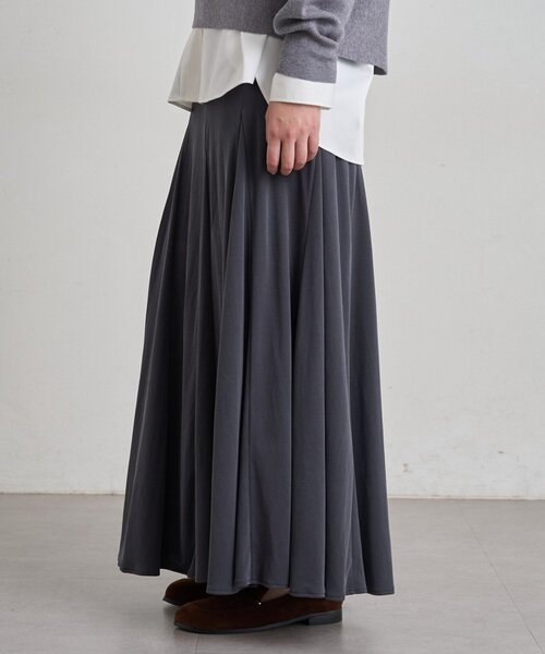 LOUNGEDRESS(ラウンジドレス)の「フィブリルテレコフレアスカート(スカート・レディース・ベージュ/チャコールグレー・36/38)」の4枚目の写真