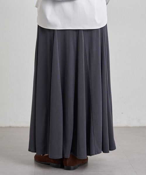 LOUNGEDRESS(ラウンジドレス)の「フィブリルテレコフレアスカート(スカート・レディース・ベージュ/チャコールグレー・36/38)」の5枚目の写真