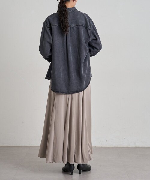 LOUNGEDRESS(ラウンジドレス)の「フィブリルテレコフレアスカート(スカート・レディース・ベージュ/チャコールグレー・36/38)」の17枚目の写真
