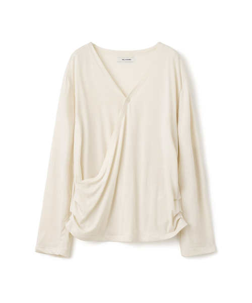 MILLO WOMEN（ミロウーマン）の「ボタンラップTシャツ[ライトベージュ]（Tシャツ/カットソー・レディース・その他・ONE SIZE）」の3枚目の写真