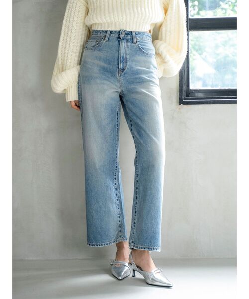 Ungrid(アングリッド)の「ベルトデザインポインテッドミュール(パンプス・レディース・シルバー/ブラック・LARGE/MEDIUM)」の8枚目の写真