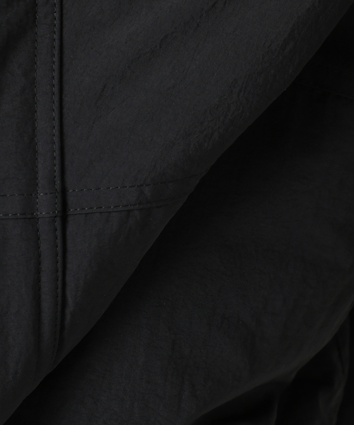 U by SPICK&SPAN（ユーバイスピックアンドスパン）の「THE NORTH FACE/ザ・ノース・フェイス Hydrena Insulation Jacket（ブルゾン・レディース・ブラック/チャコールグレー・MEDIUM）」の5枚目の写真