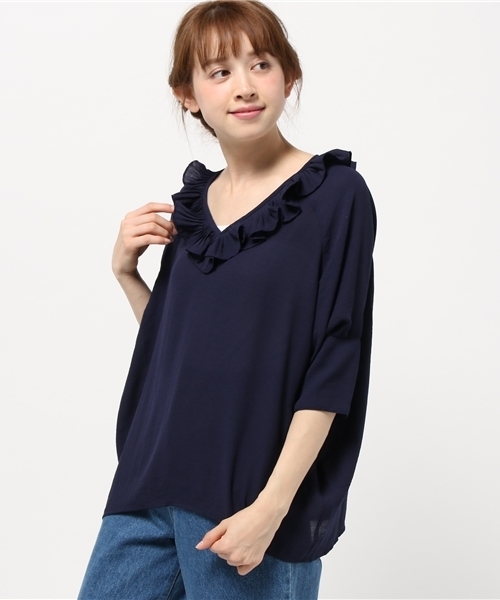 mystic(ミスティック)の「【mystic】衿フリルVプルオーバー(シャツ/ブラウス・レディース・パープル/グレー/ネイビー/ベージュ・フリ-)」の1枚目の写真