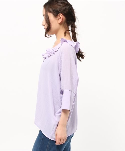 mystic(ミスティック)の「【mystic】衿フリルVプルオーバー(シャツ/ブラウス・レディース・パープル/グレー/ネイビー/ベージュ・フリ-)」の6枚目の写真