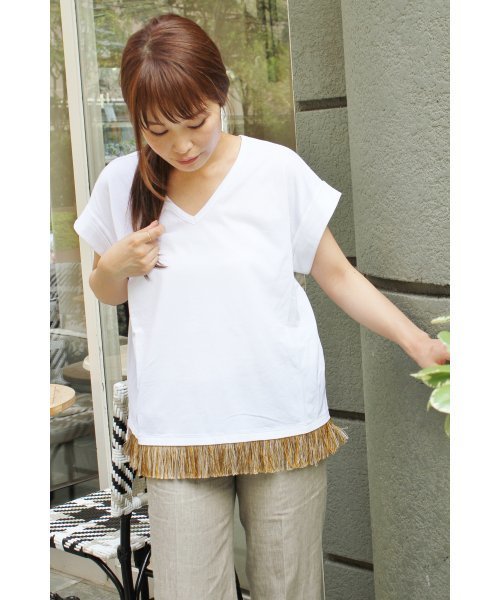 FIGARO Paris（フィガロパリ）の「SONIA DE NISCO フリンジVネック Tシャツ◆（Tシャツ/カットソー・レディース・ブラック/ホワイト・38/40）」の16枚目の写真