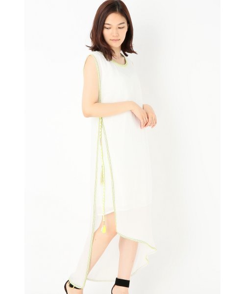 ELLA LUNA(エラルナ)の「ELLA LUNA テープツキワンピース◆(ワンピース・レディース・ブラック/ホワイト・36/34)」の1枚目の写真