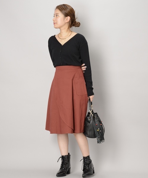 Omekashi（オメカシ）の「ＶネックRIBニットカーディガン（カーディガン/ボレロ・レディース・ブラウン/オフホワイト/グレー/ブルー/ブラック・ﾌﾘ-）」の6枚目の写真