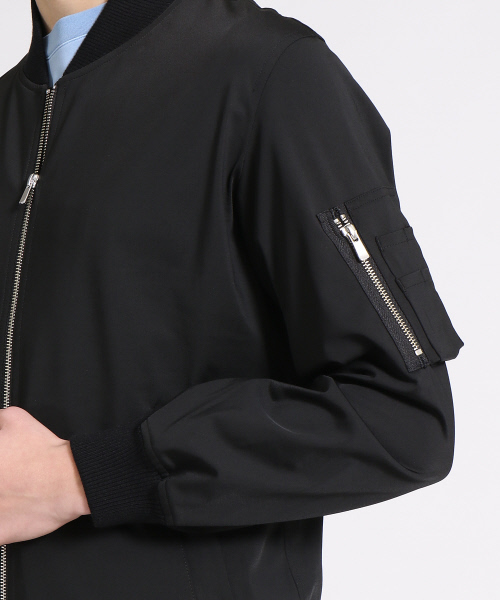 ABAHOUSE（アバハウス）の「タフタジャージーMA-1（MA-1・メンズ・オリーブ/ベージュ/ブラック・46/44/48）」の8枚目の写真