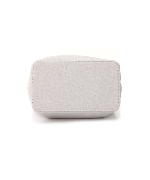 Luz Llena (philter)（ラズレナ　フィルター）の「チェーンリング・スクエアショルダーバッグ（ショルダーバッグ・レディース・グレー/アイボリー/ブラック・ﾌﾘ-）」の9枚目の写真