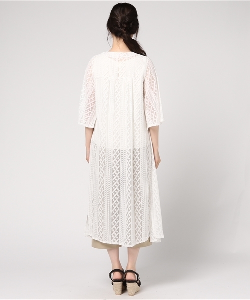 MERLOT（メルロー）の「シースルー総レースガウン0033（カーディガン/ボレロ・レディース・オフホワイト/ブラック・FREE）」の9枚目の写真