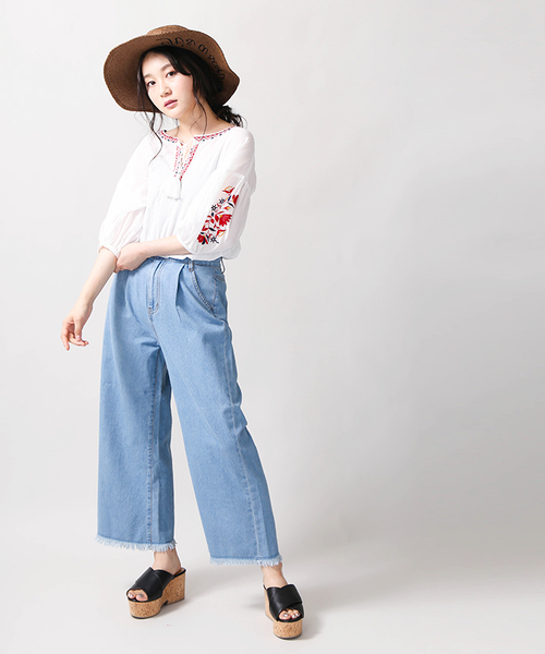 WEGO（ウィゴー）の「WEGO/フリンジデニムワイドパンツ（デニムパンツ・レディース・ライトインディゴブルー/インディゴブルー/ダークインディゴブルー・MEDIUM/LARGE）」の8枚目の写真